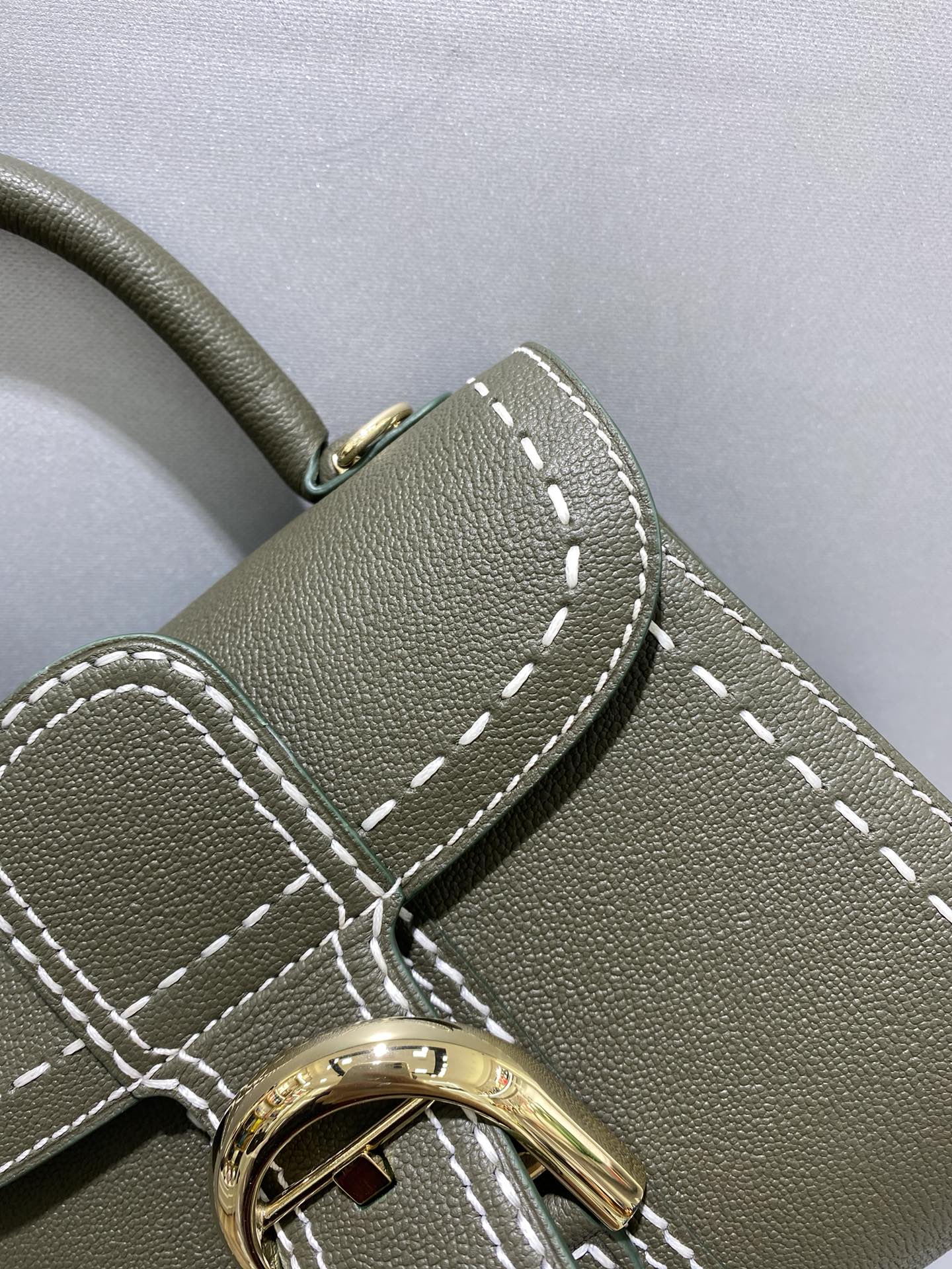 델보 브리앙 박스백 미니